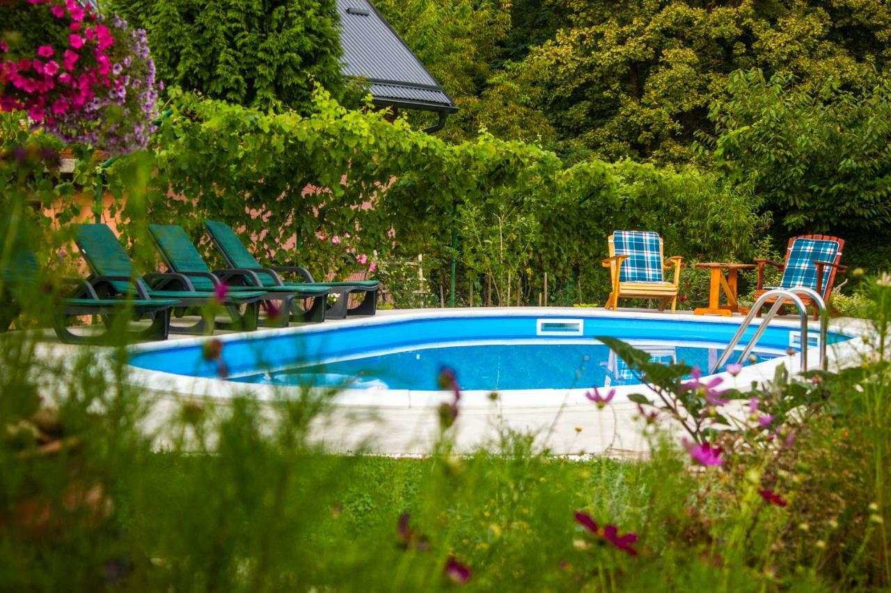 Villa Katarina With Pool Banja Luka Exterior foto