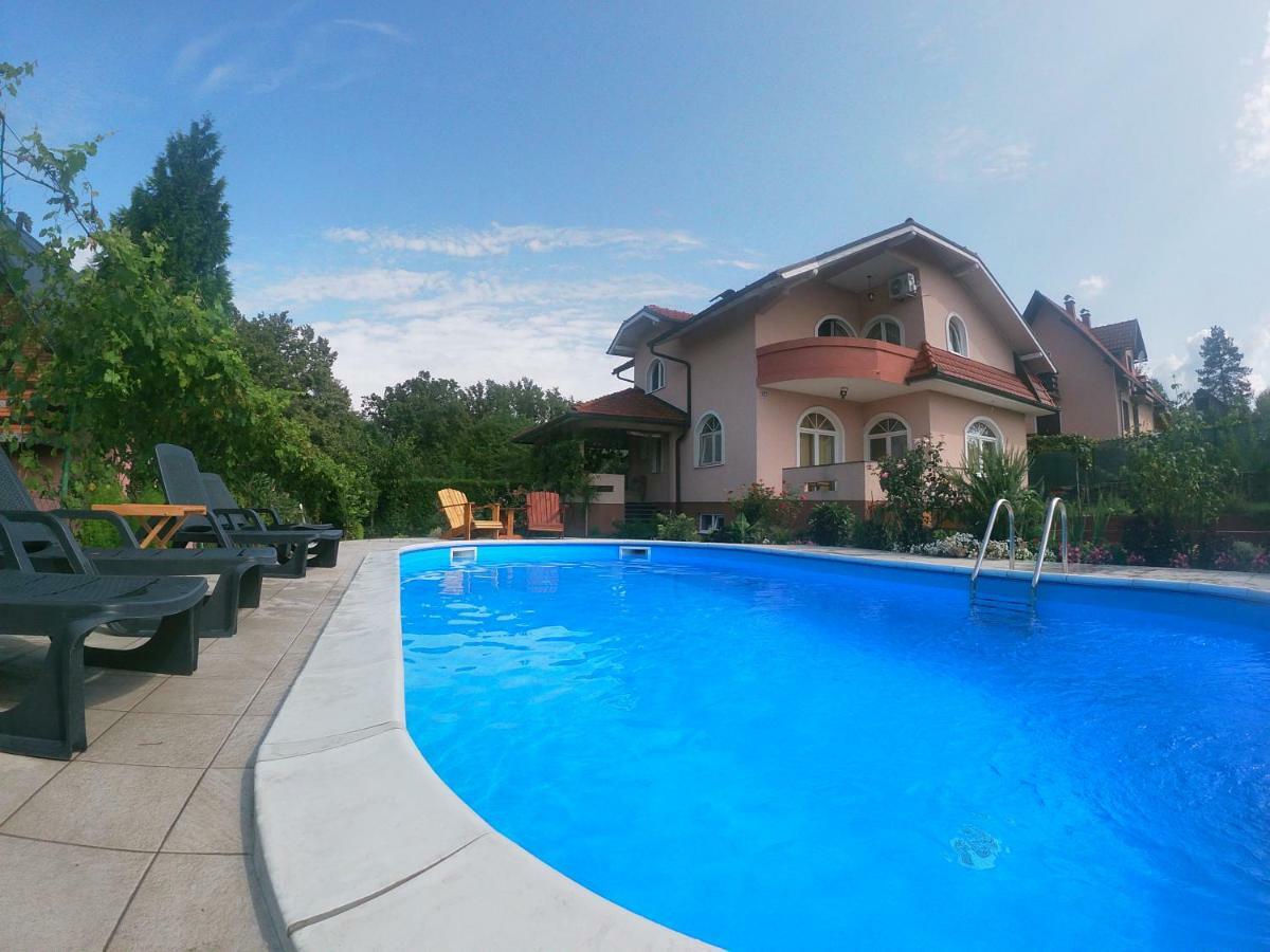 Villa Katarina With Pool Banja Luka Exterior foto
